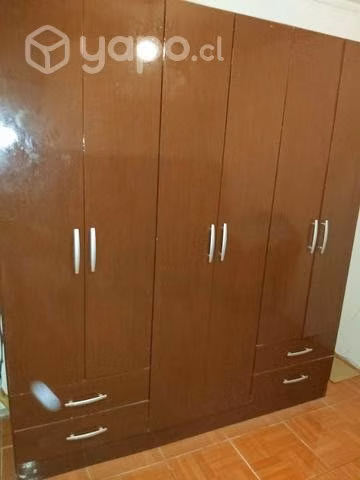 Closet Grande 6 Puertas Sin Detalles