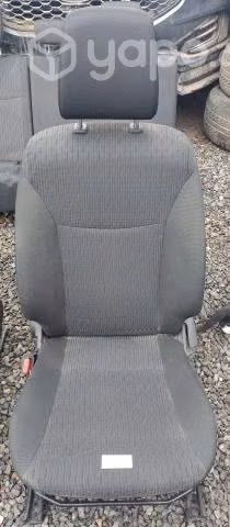 Juego Asientos (SZB001) Suzuki Baleno GLS 1.4 Mec