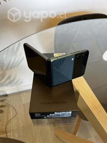 Samsung Galaxy Z flip3 - poco uso - Imagen 2