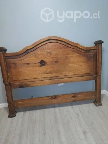 Respaldo de cama antiguo