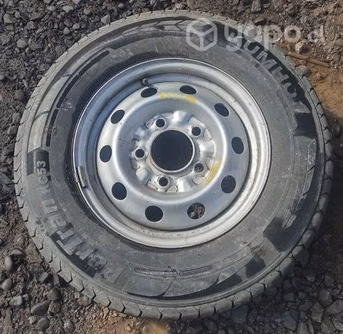 Llanta Fierro Con Neumático 195 80 R15 Kia