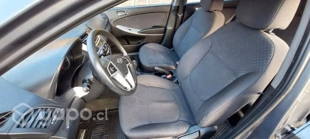 Hyundai accent 2012 - Imagen 5