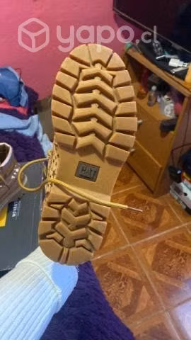 Botines Caterpillar 37 semi nuevos