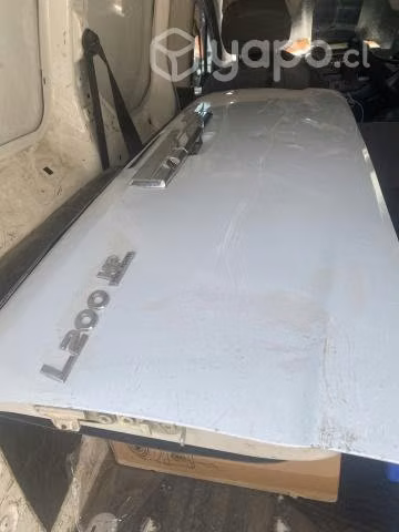 Portalón  Mitsubishi l
