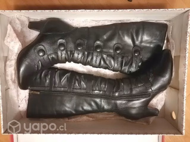 Botas con taco