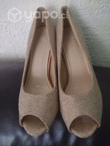 Zapatos 38 dorados
