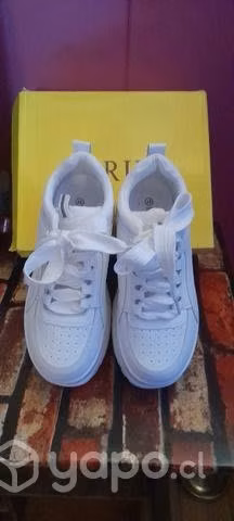 Zapatillas plataformas nuevas - Imagen 3