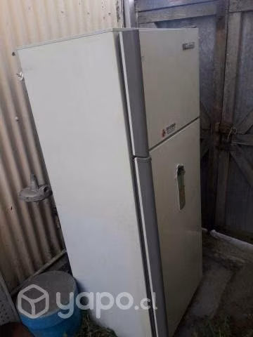 Se regala refrigerador