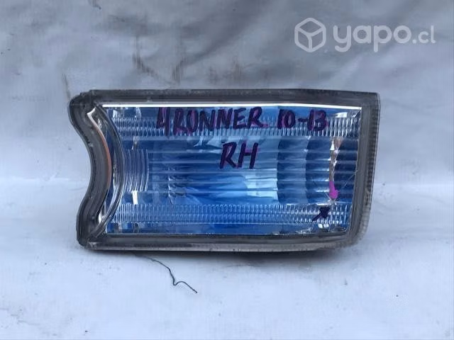 Neblinero derecho Toyota 4Runner