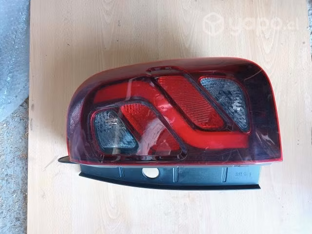 Farol trasero derecho New Duster