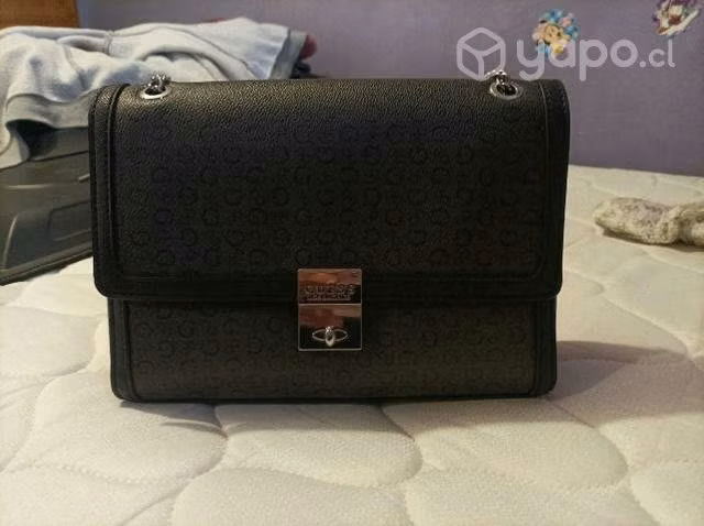 Cartera Guess
