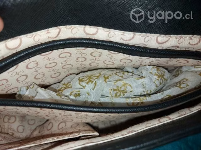 Cartera Guess