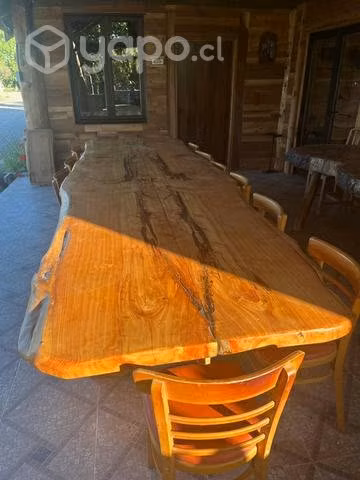 Mesa de Ciprés vidrificada