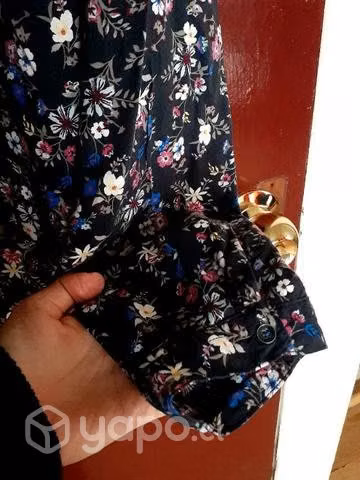 Blusa floreada