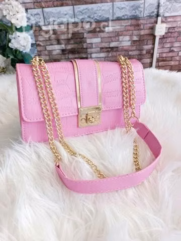 Cartera elegante estilo Barbie