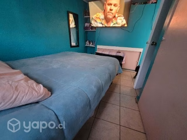 Casa esquina de 4 habitaciones y 1 baño