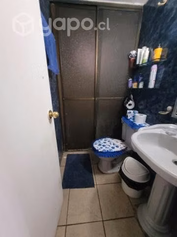 Casa esquina de 4 habitaciones y 1 baño