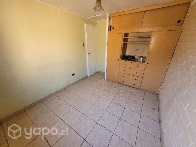 Casa esquina de 4 habitaciones y 1 baño