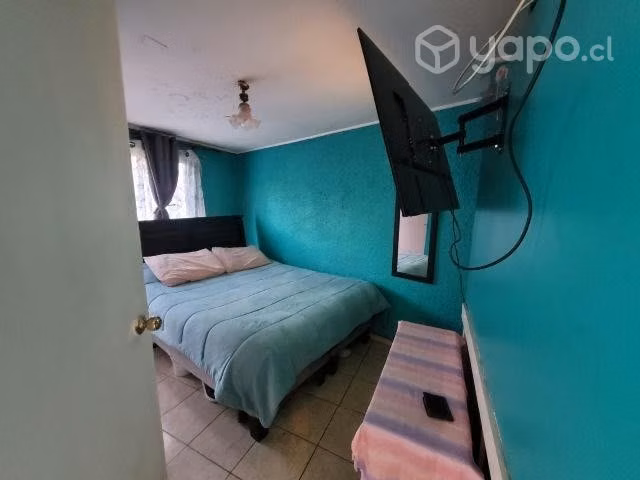 Casa esquina de 4 habitaciones y 1 baño