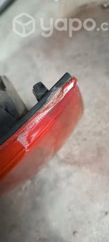 Foco trasero derecho toyota hilux