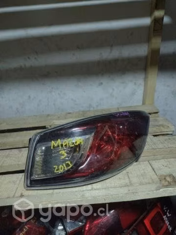 Óptico trasero Mazda 3