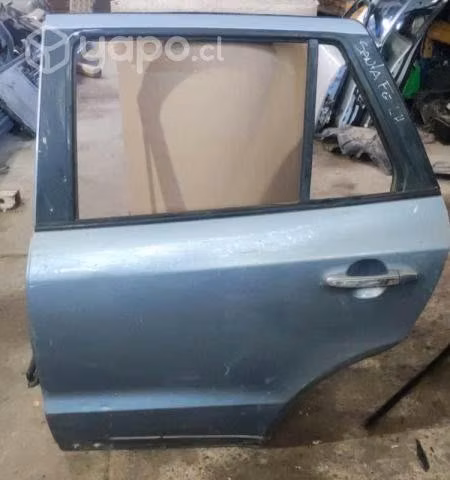 Puerta trasera izquierda Hyundai Santa Fe