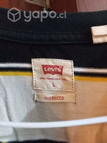Polera Levis talla L - Imagen 2