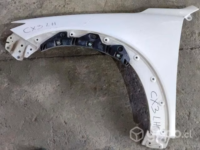 Tapabarro izquierdo mazda cx3