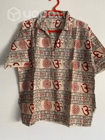 Blusas talla M, metros Tobalaba y Colón - Imagen 2