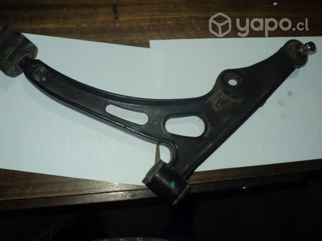 Bandejas suspension suzuki baleno 1.3