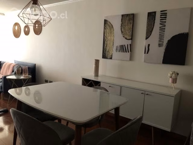 Arriendo hermoso depto amoblado centro iquique