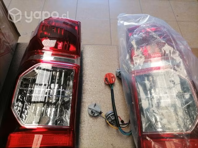 Focos Toyota hilux 2012-2015 - Imagen 2
