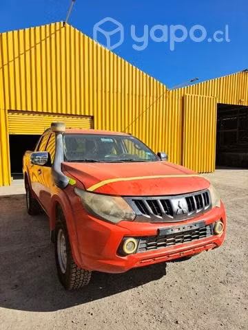 Techo mitsubishi l200 año 2018 impecable estado