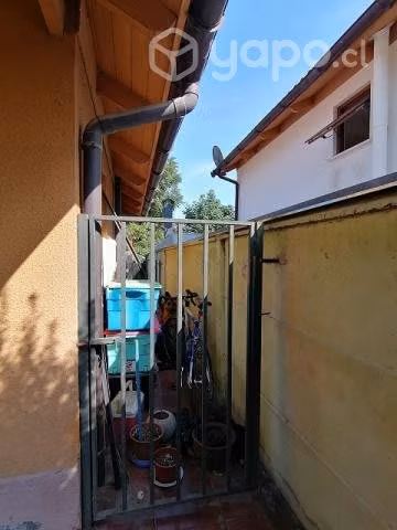 Casa en venta de 4 dorm. Ciudad de los Valles