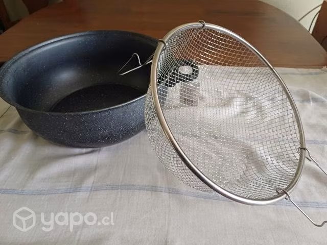 Olla freidora nueva 28 cm diametro