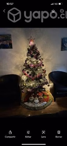 Árbol navidad con adornos