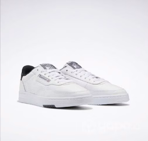 Zapatilla reebok court peak