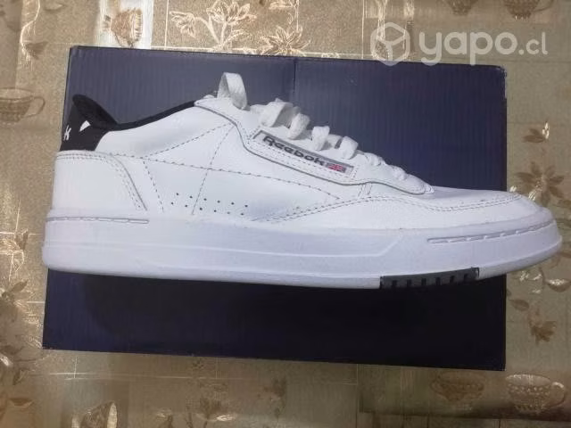 Zapatilla reebok court peak
