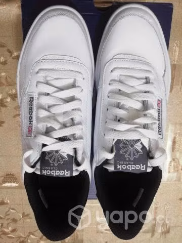 Zapatilla reebok court peak
