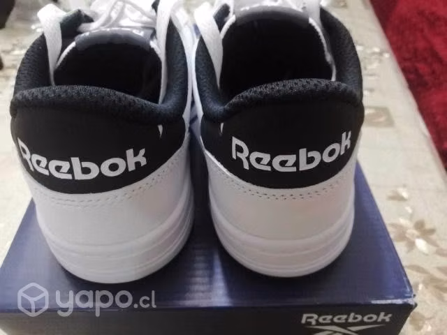 Zapatilla reebok court peak