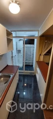 Departamento con estacionamiento en Quinta normal