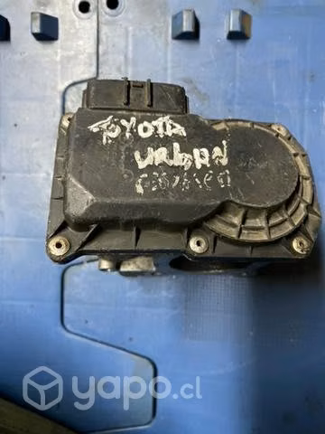 Cuerpo de aceleración Toyota Urban cruiser