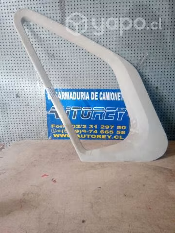 Moldura vidrio aleta pta del izq Peugeot Boxer 201