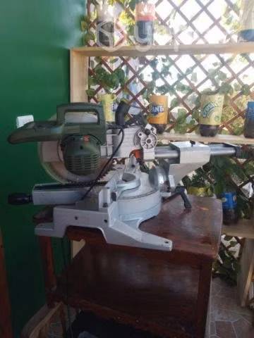 englatiadora