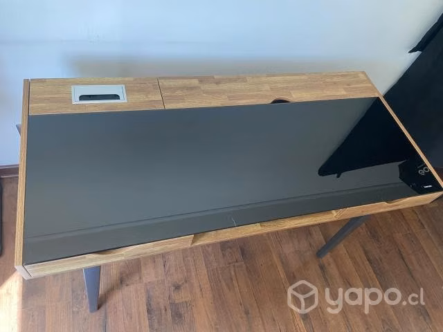 Escritorio de oficina de hierro madera y vidrio