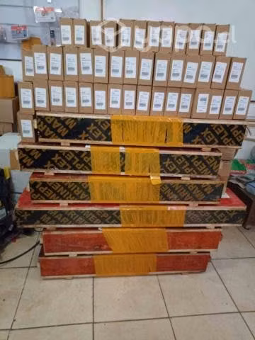 Punzones sufrideras cuchillas para plegadoras