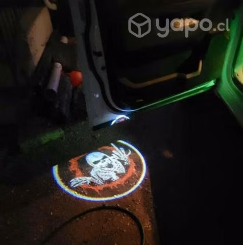 Proyector para puerta de auto