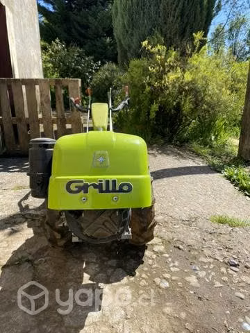 Motocultivador marca Grillo 8.5HP diésel