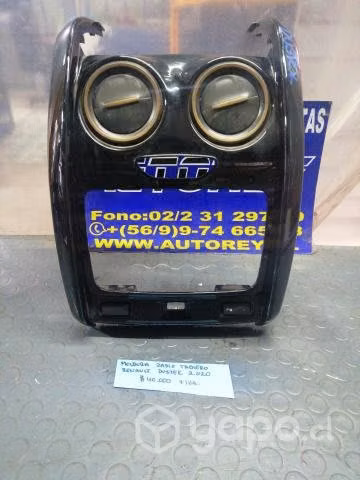 Moldura radio tablero Renault Duster 2020