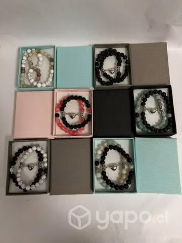 Pulseras de la distancia nuevas